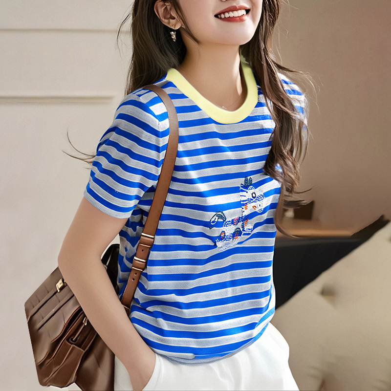 Mixed colors short sleeve pony knitted embroidery tops