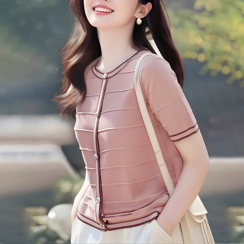 Gold buckle France style tops chanelstyle sweater