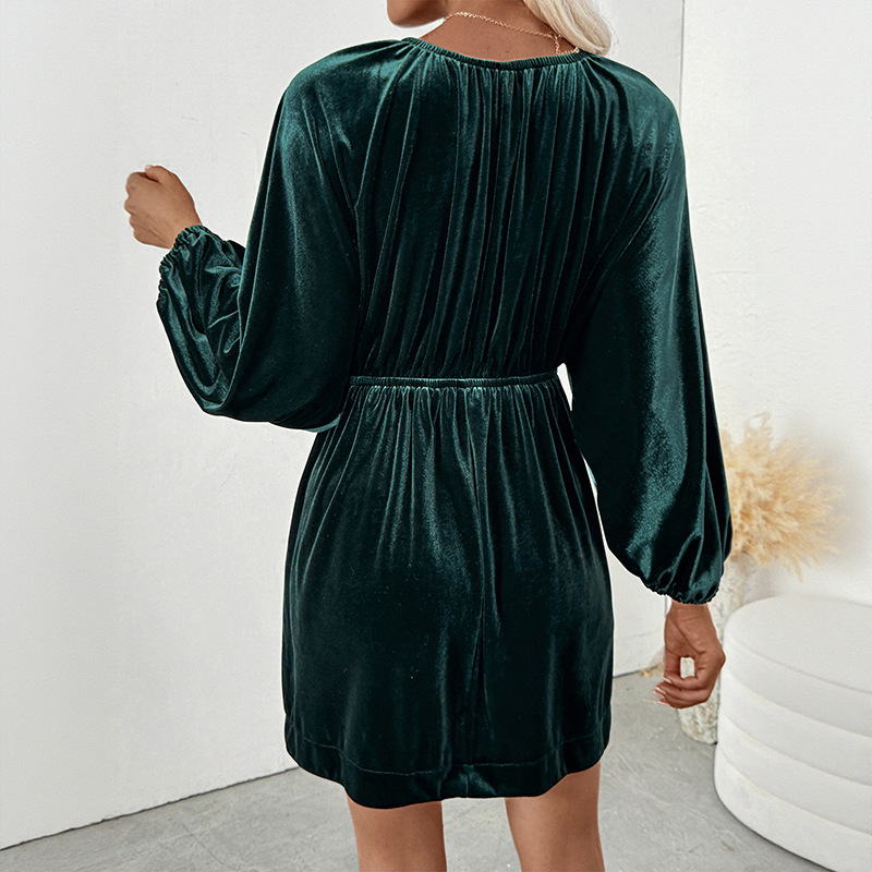 Elegant autumn and winter lantern sleeve dress for women