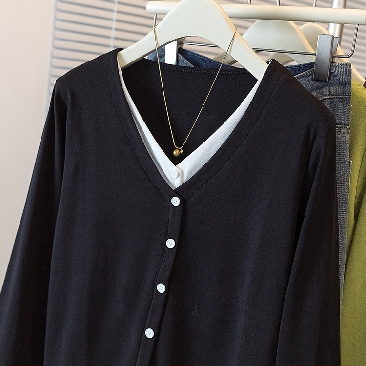 V-neck long sleeve Pseudo-two T-shirt simple fat tops