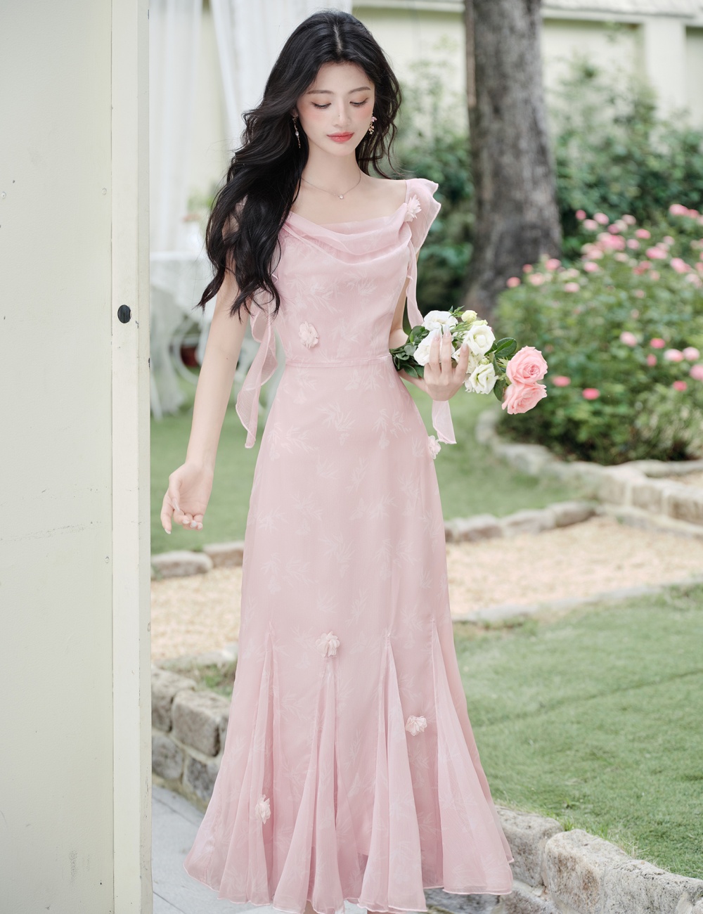 Tender dress
