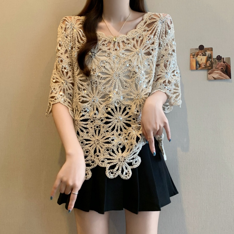 Retro lace temperament sweater Western style hollow tops