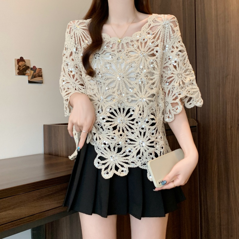 Retro lace temperament sweater Western style hollow tops