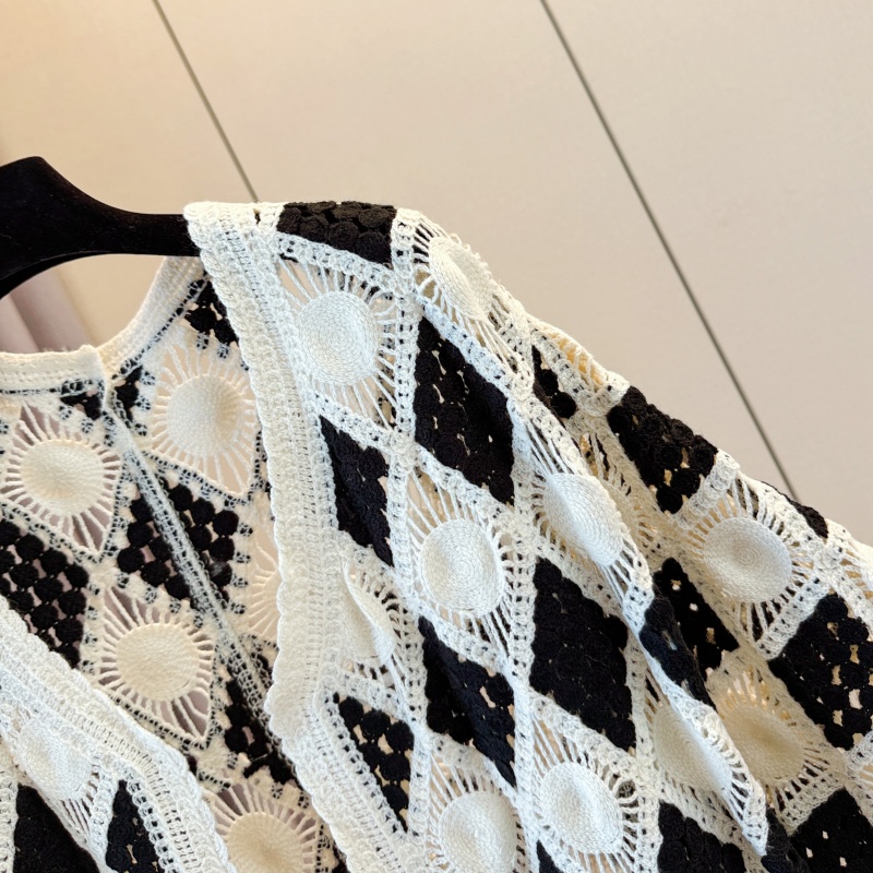 Bohemian style vacation smock crochet autumn tops
