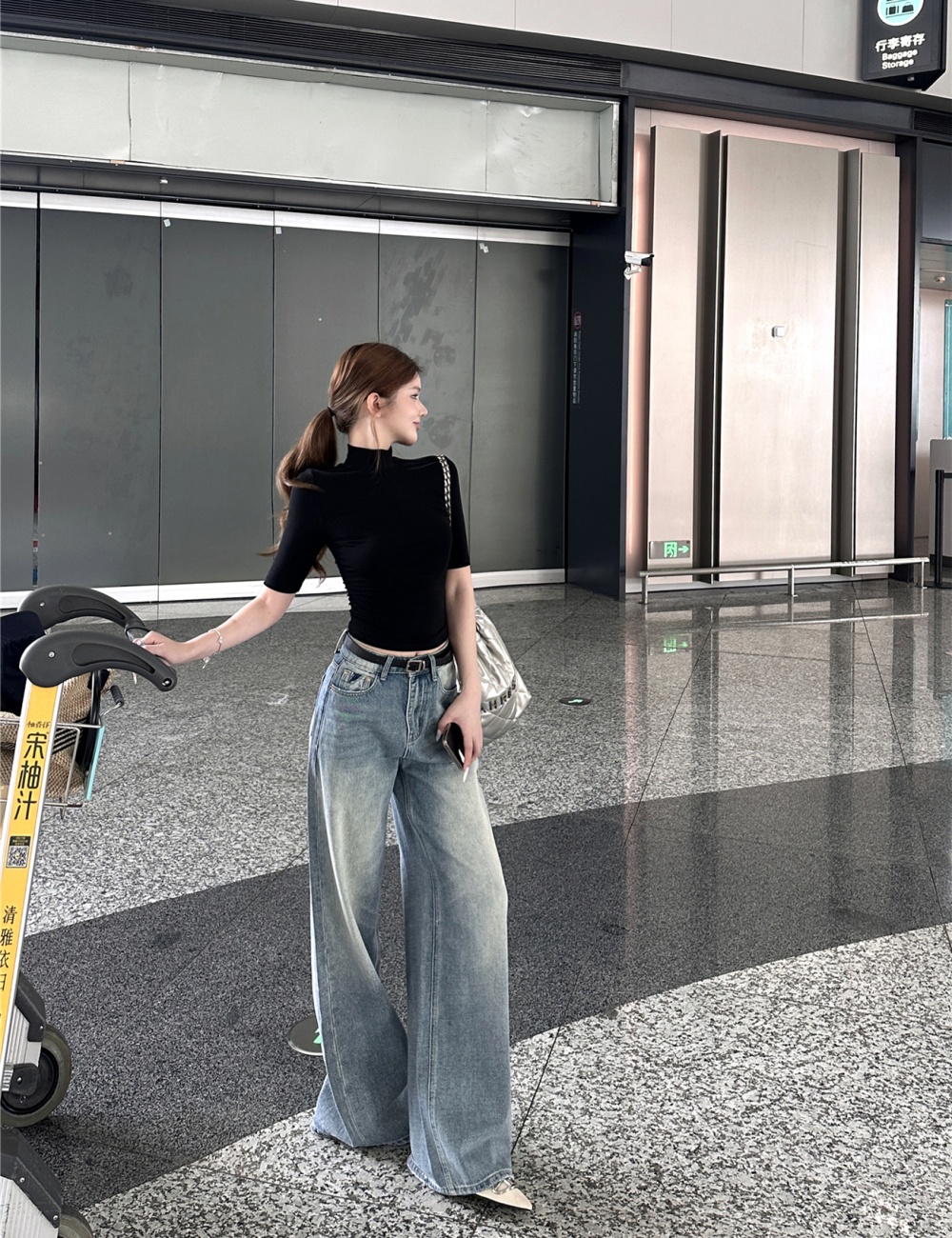 Short wide leg jeans slim half high collar tops for women