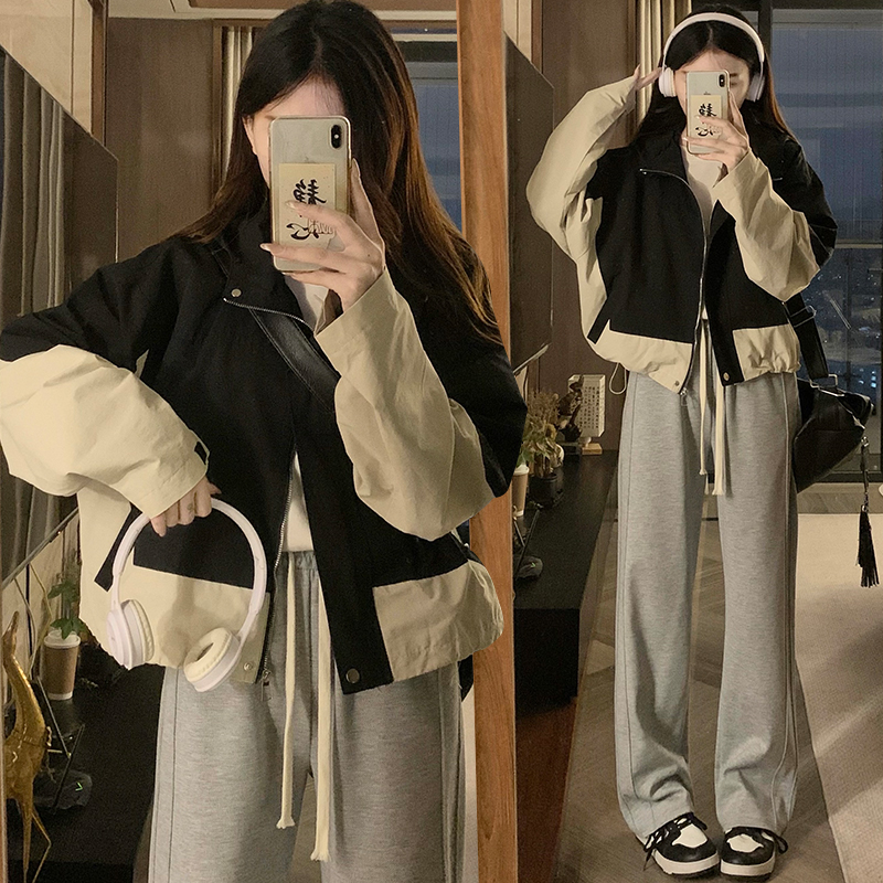 Short splice jacket hooded black-white baseball uniforms