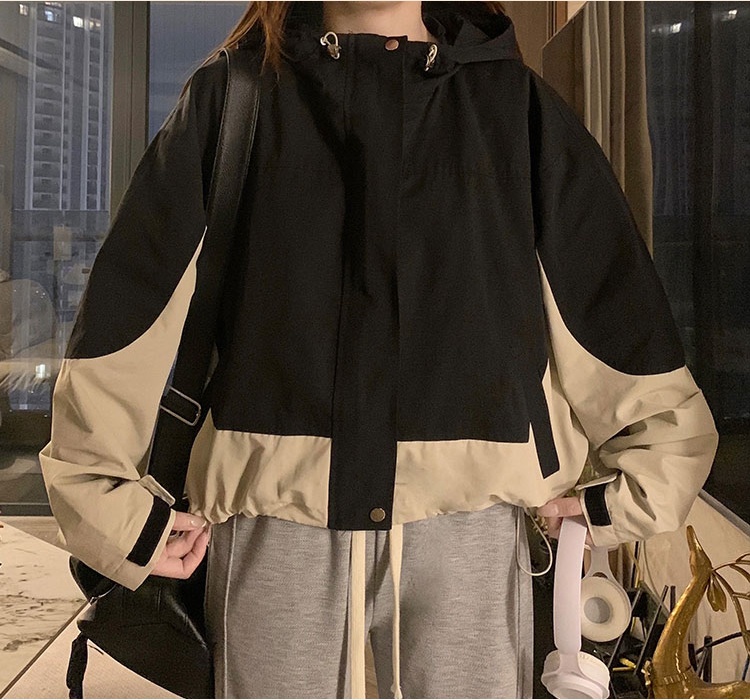 Short splice jacket hooded black-white baseball uniforms
