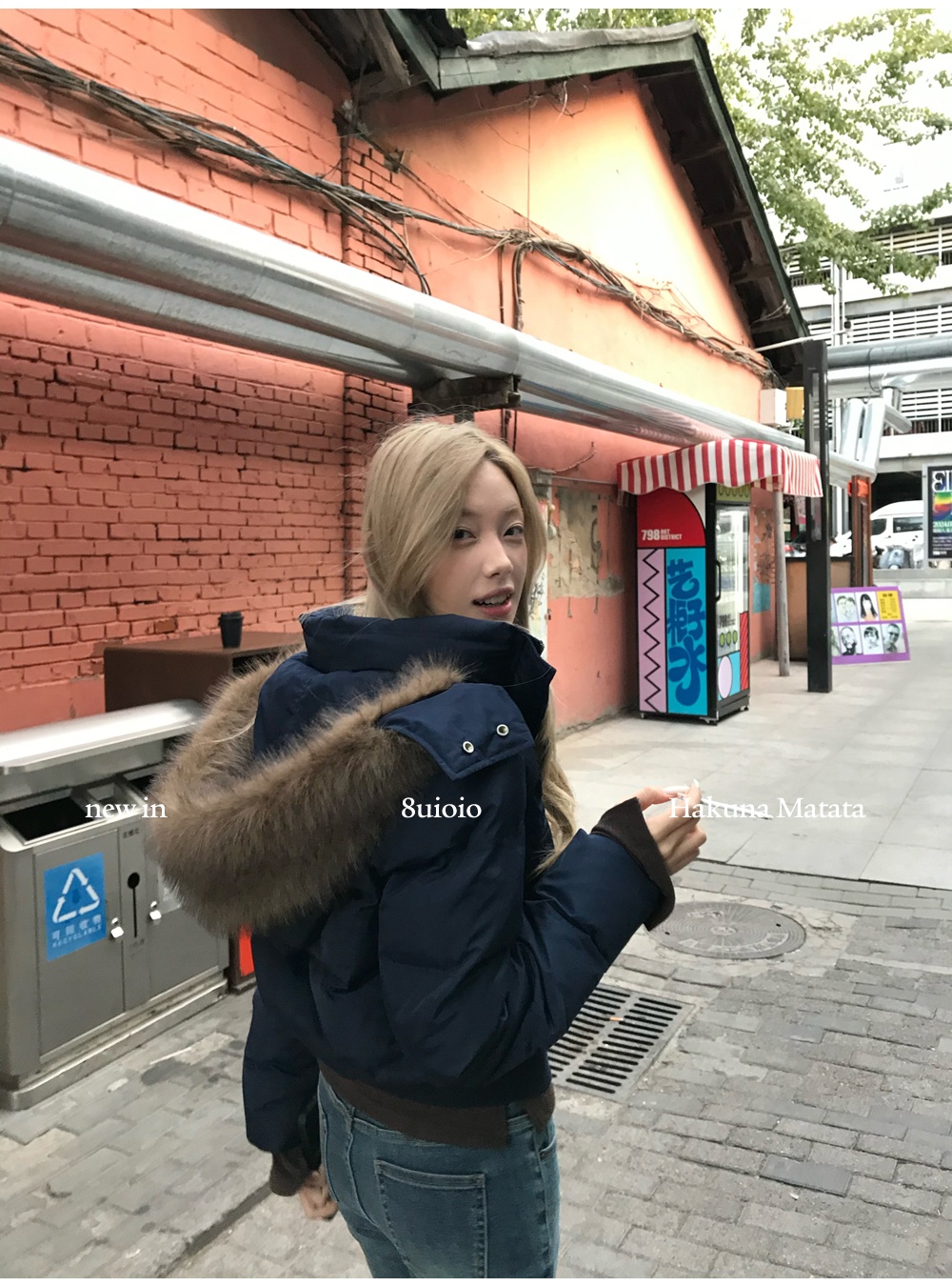 Winter removable coat navy-blue hat for women