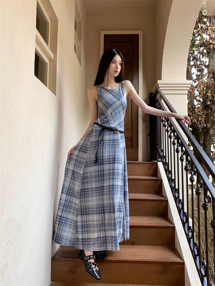 Retro sleeveless dress vacation style art long dress