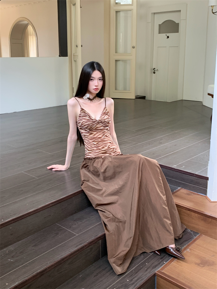 Pinched waist V-neck long dress sling splice dress
