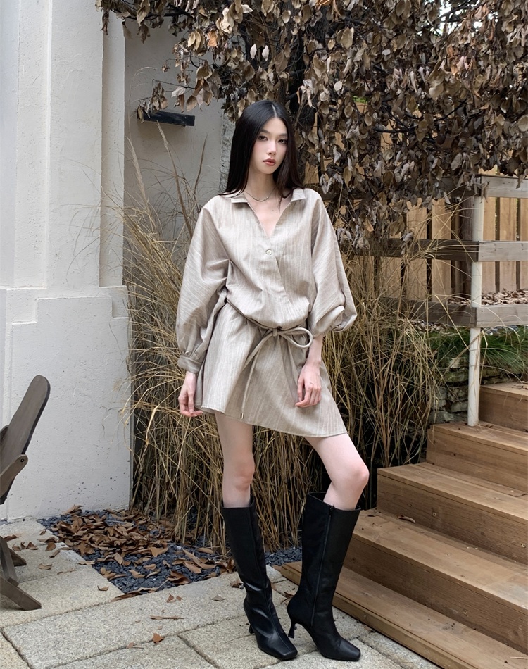 V-neck niche bat sleeve loose T-back short lazy A-line dress