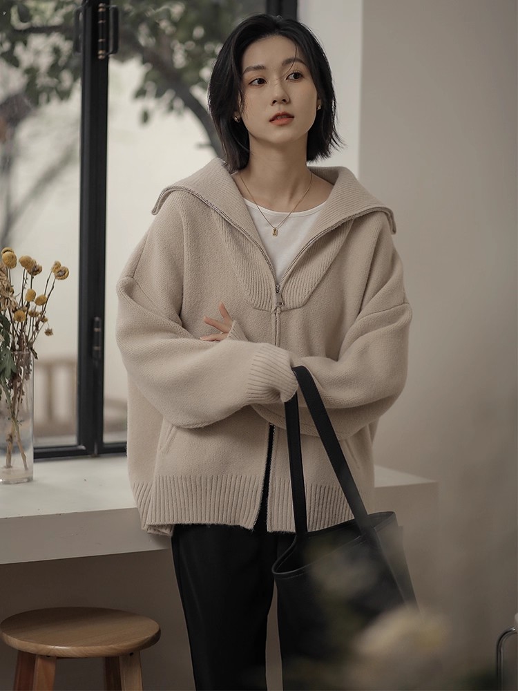 Autumn large lapel sweater zip loose cardigan for women