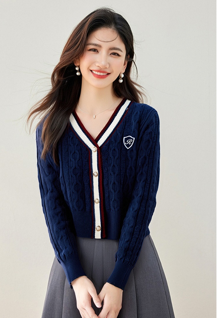 Korean style V-neck sweater knitted cardigan for women