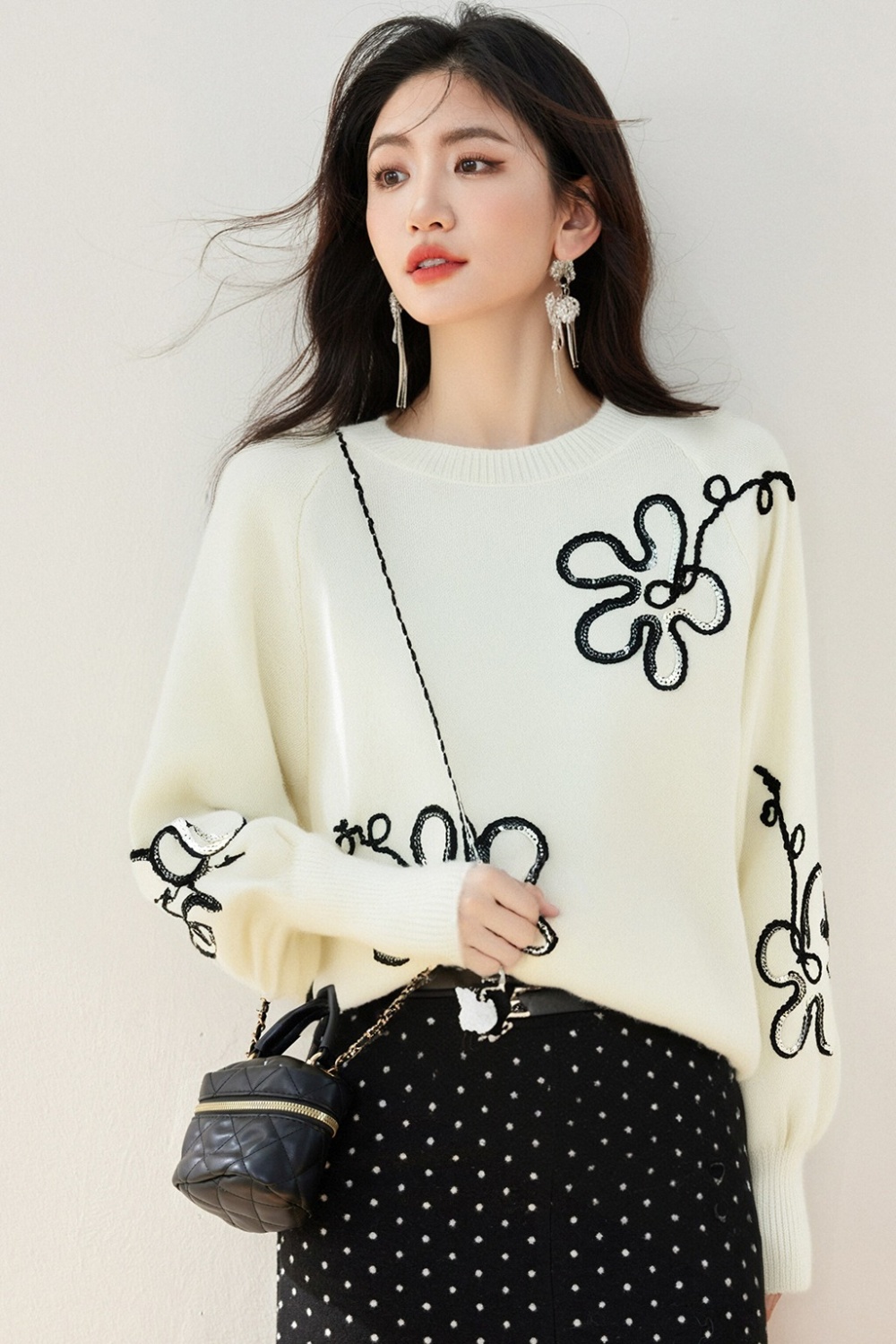 All-match personality round neck sweater for women
