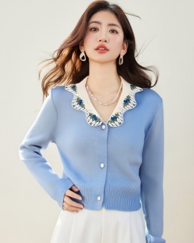 Loose cardigan embroidered flowers tops for women