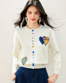 Embroidery heart round neck cardigan