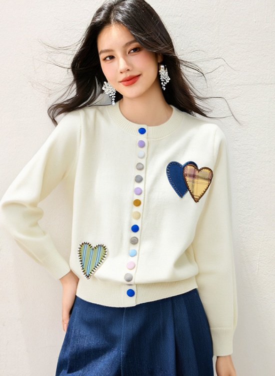 Embroidery heart round neck cardigan