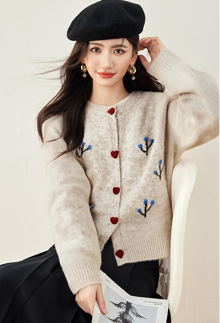 Thick autumn and winter coat colors heart buckle braid