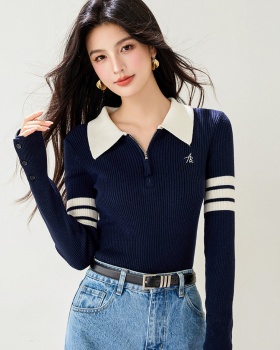 Autumn knitted sweater inside the ride tops for women
