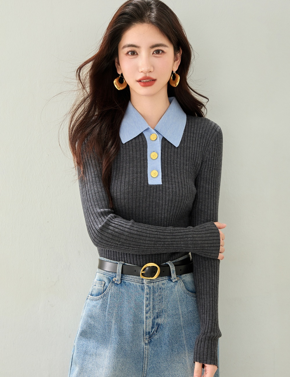 Modern sweater