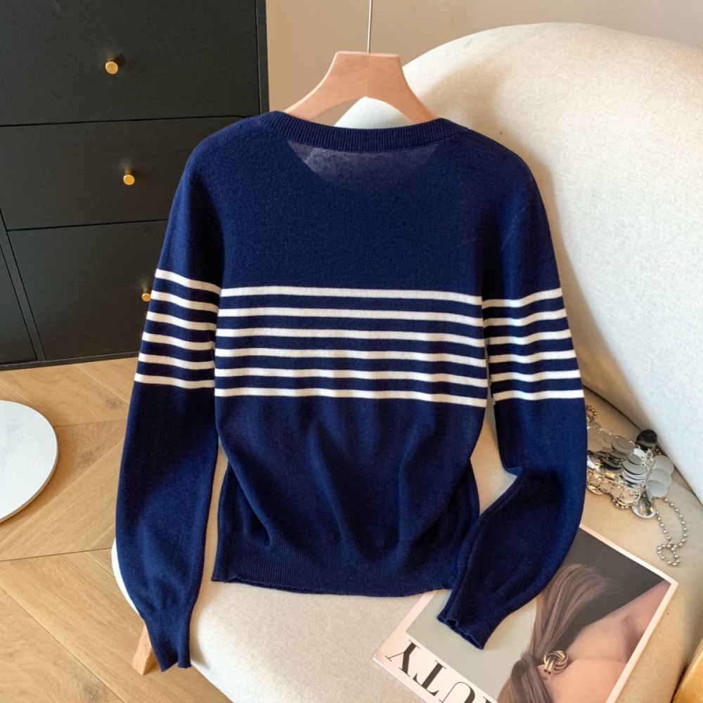 Stripe autumn and winter sweater Pseudo-two tops
