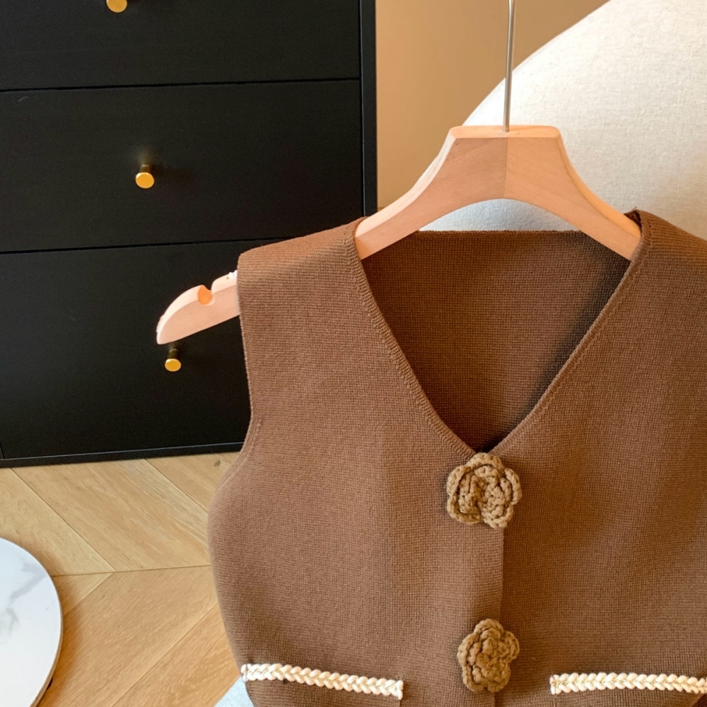 V-neck ice silk small shirt Western style vest for women