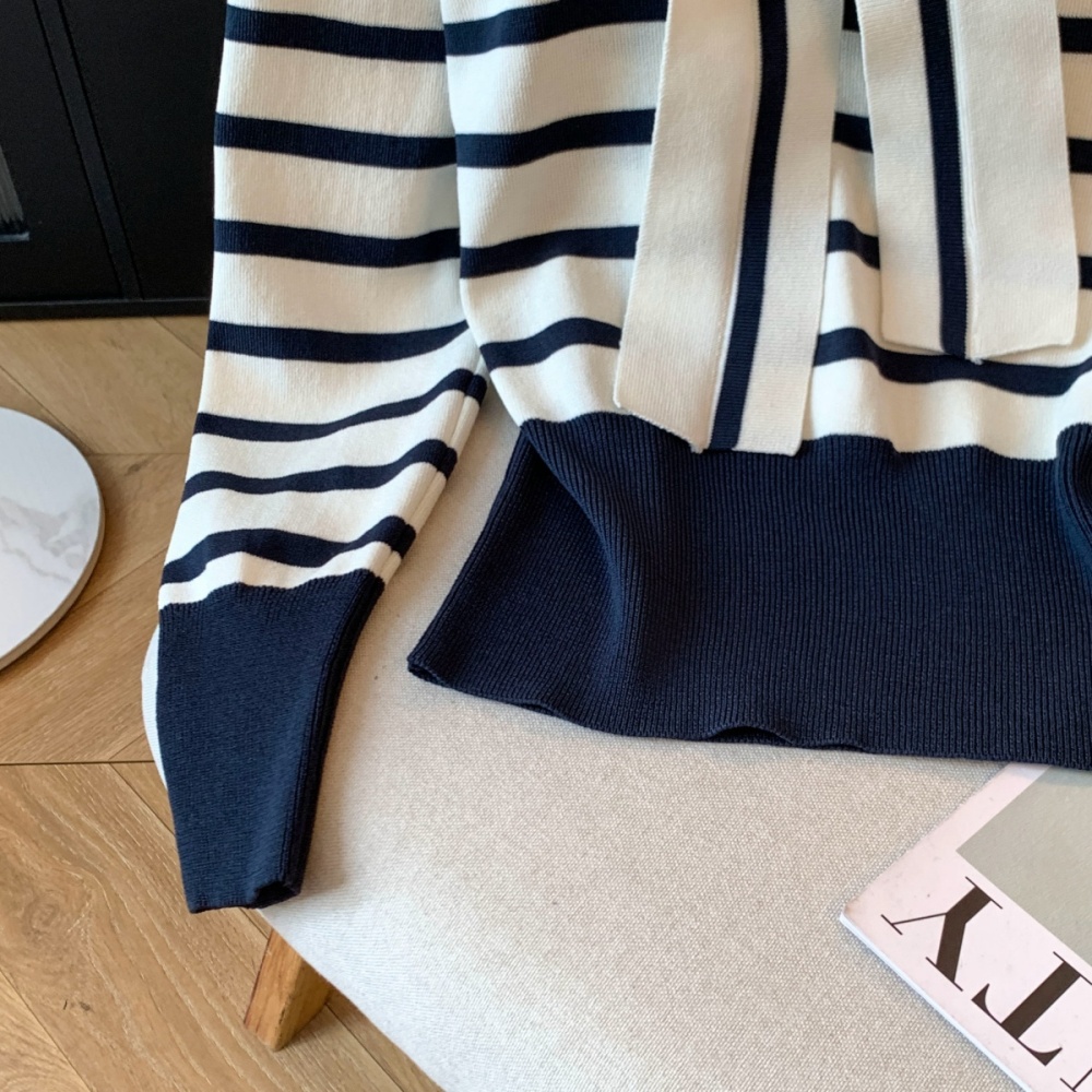 Frenum slim elasticity lapel Korean style sweater