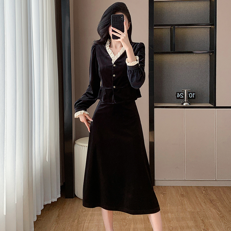 Velvet temperament skirt France style tops 2pcs set