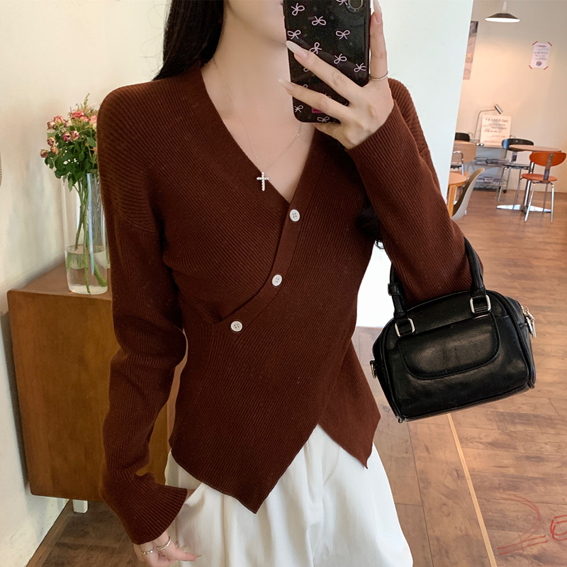 All-match temperament sweater V-neck bottoming shirt