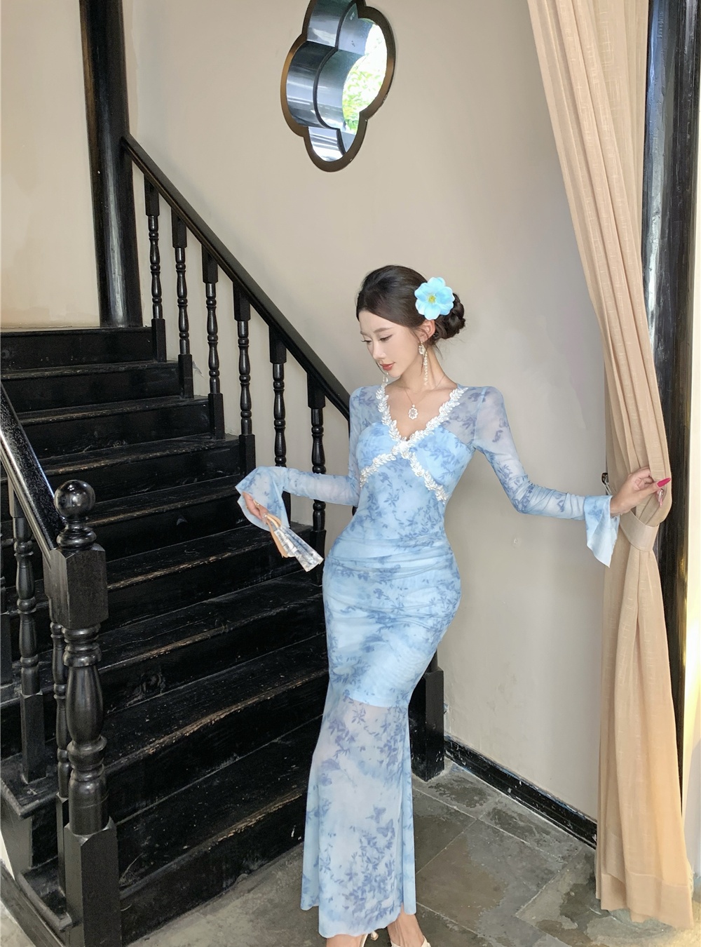 Lace package hip trumpet sleeves dress beading V-neck long dress