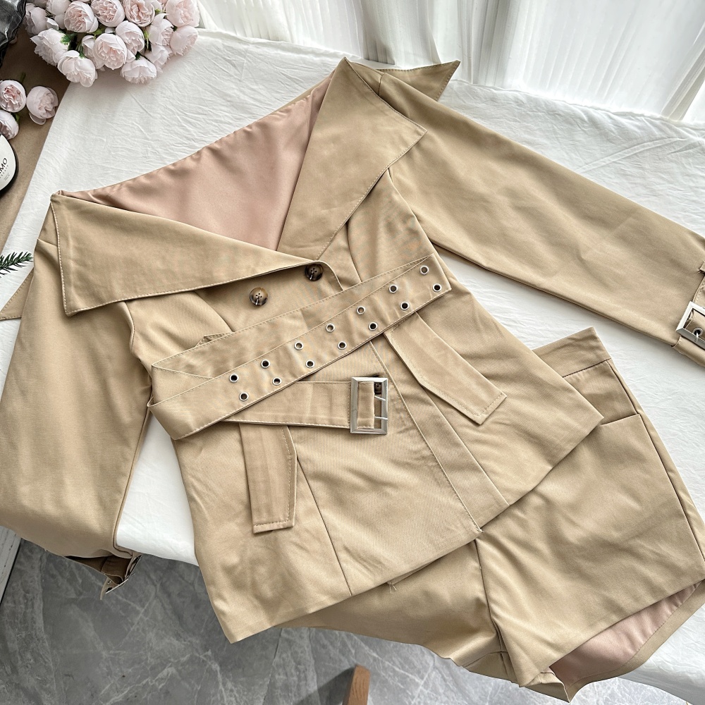 Pinched waist large lapel coat small short shorts a set