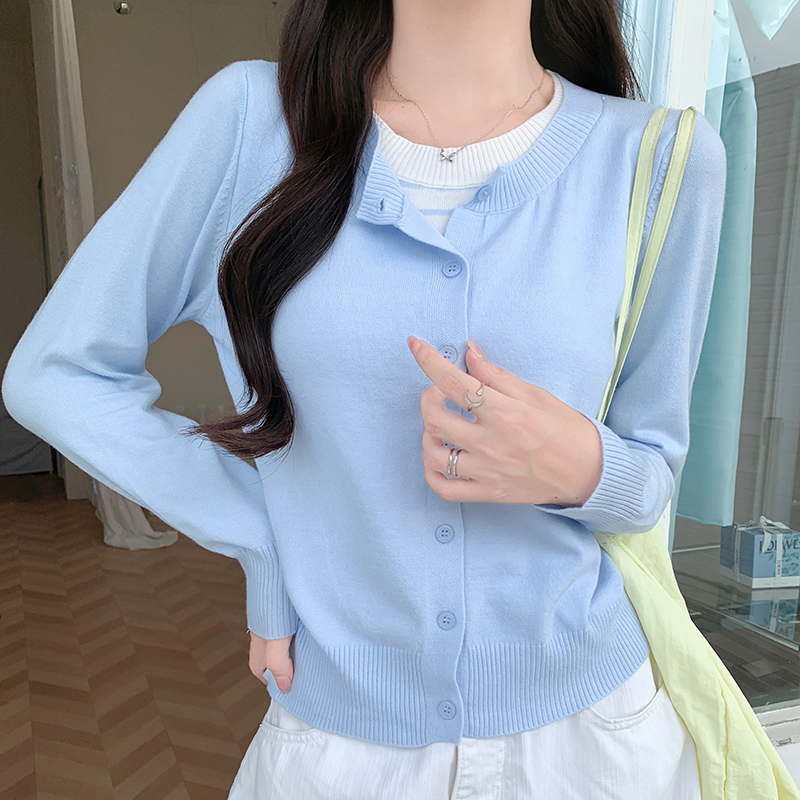 Pseudo-two stripe cardigan tender knitted sweater