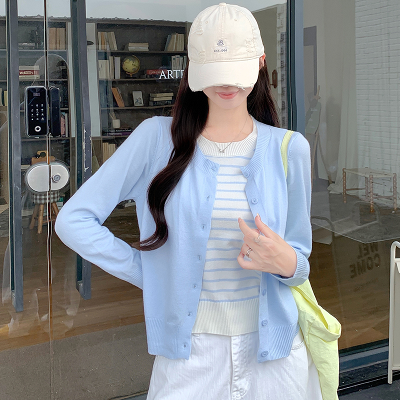 Pseudo-two stripe cardigan tender knitted sweater