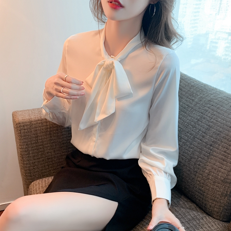 Drape autumn streamer Western style shirt for women