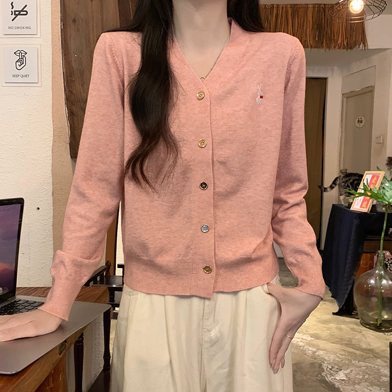 Show young V-neck small cardigan simple embroidery tops