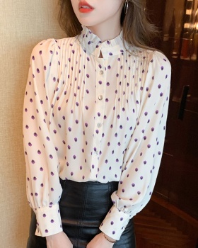 Long sleeve chiffon shirt show young tops for women