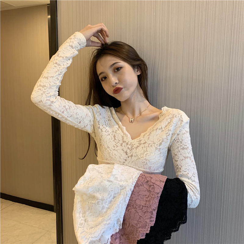 Long sleeve wears outside shirts V-neck lace tops