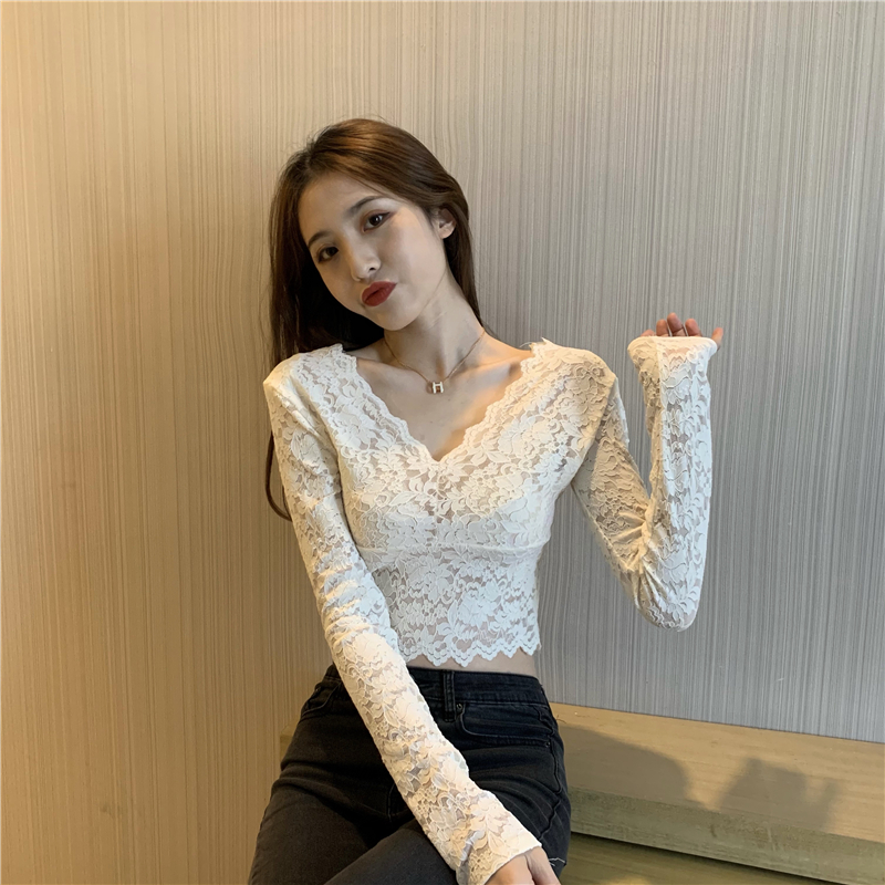 Long sleeve wears outside shirts V-neck lace tops