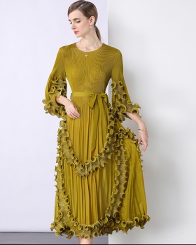 Pinched waist fold European style wood ear court style loose dress