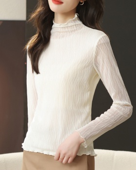 Bottoming shirt for women