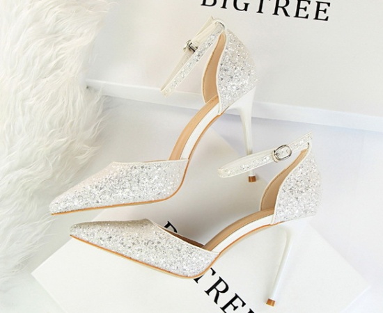 Fine-root sexy sequins pointed sandals for women