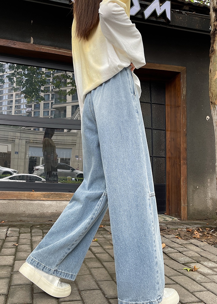 Loose jeans