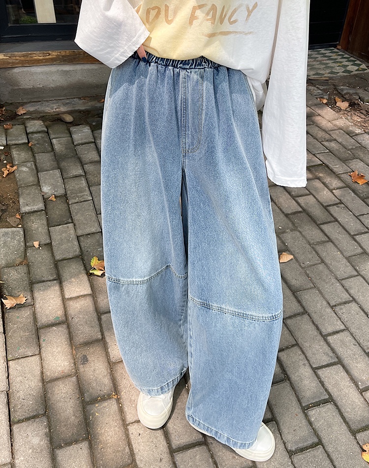 Loose jeans