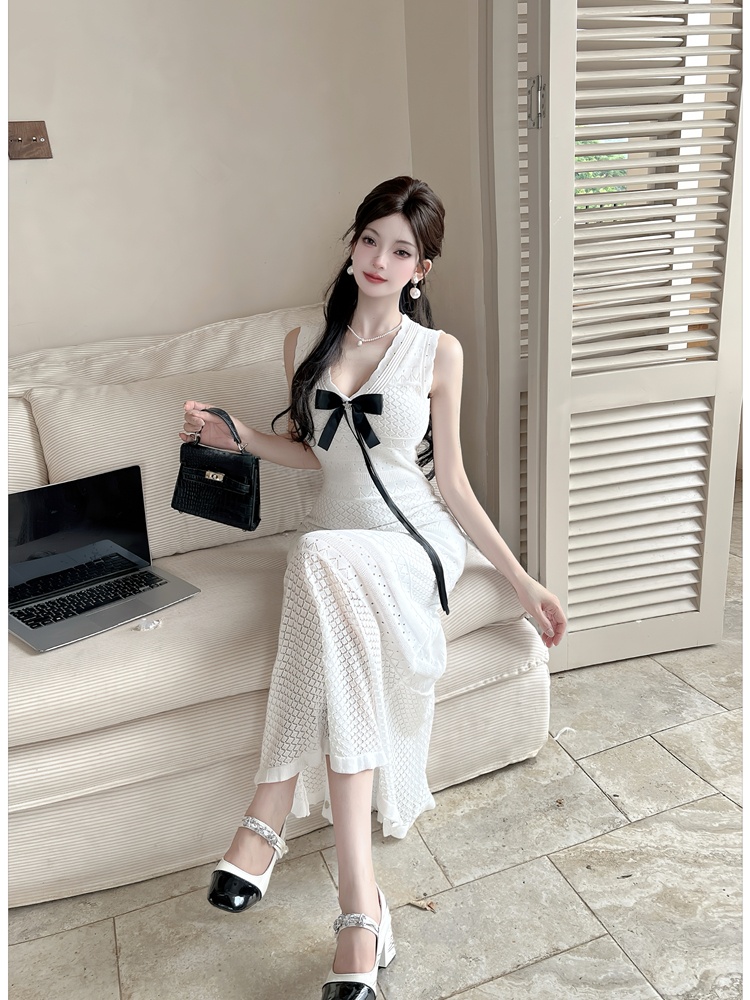 Temperament chanelstyle bow vest hollow slim V-neck dress