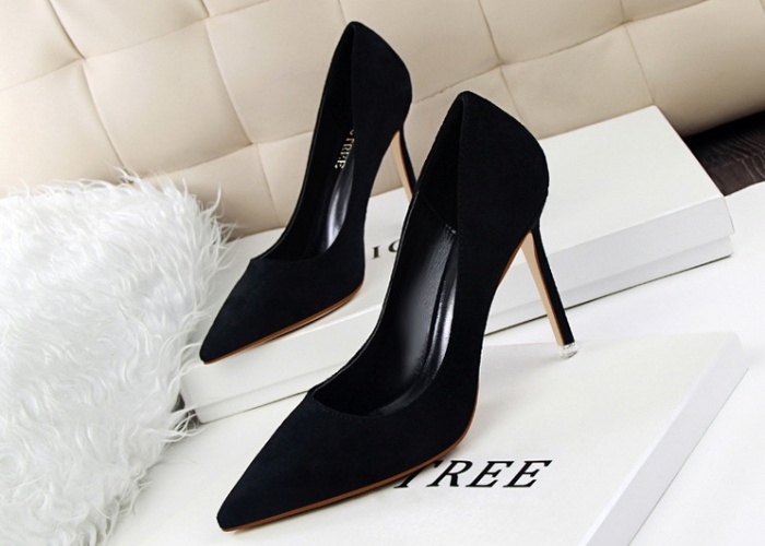 Simple fine-root sexy pointed profession shoes for women