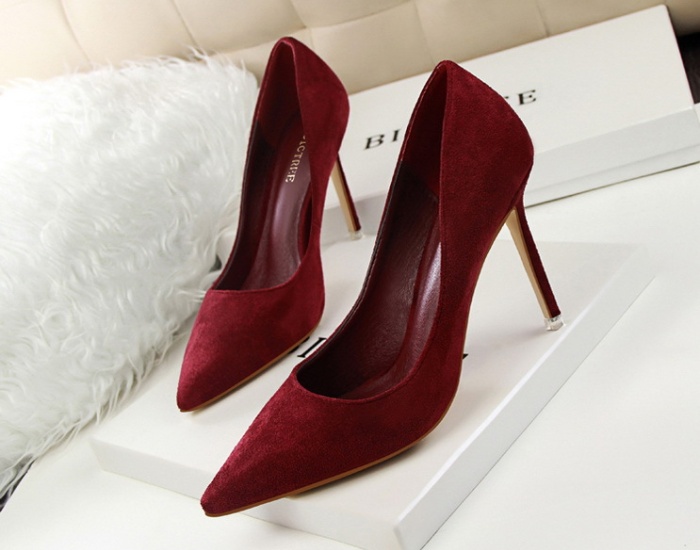 Simple fine-root sexy pointed profession shoes for women