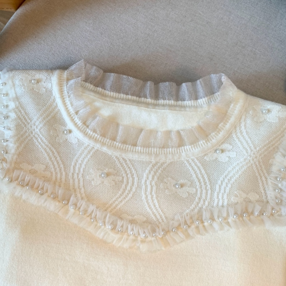 Hollow Western style bottoming shirt lace autumn T-shirt