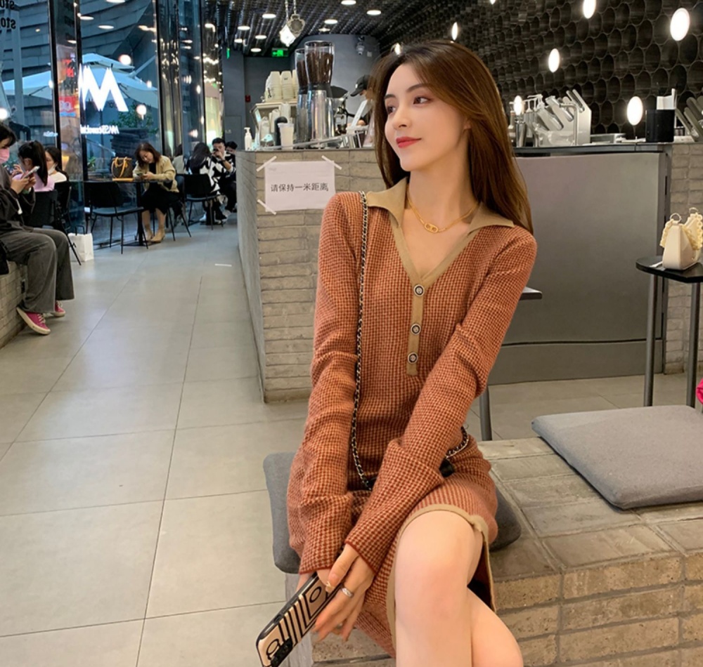 Long sleeve chanelstyle knitted dress for women