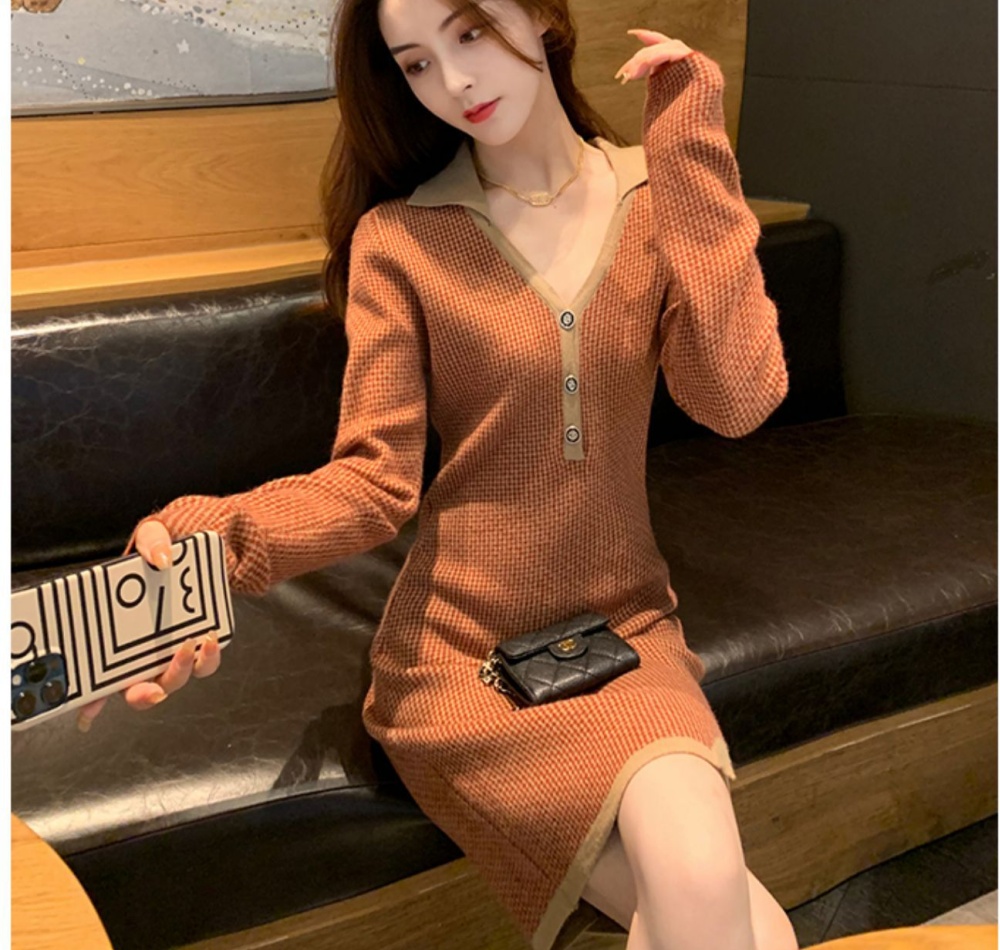 Long sleeve chanelstyle knitted dress for women