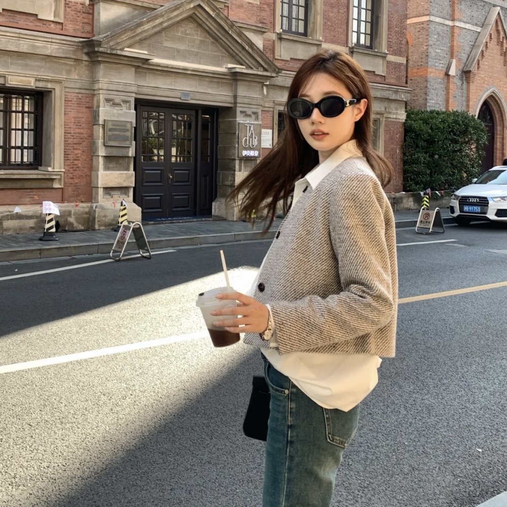 Stripe round neck chanelstyle coat retro loose short tops